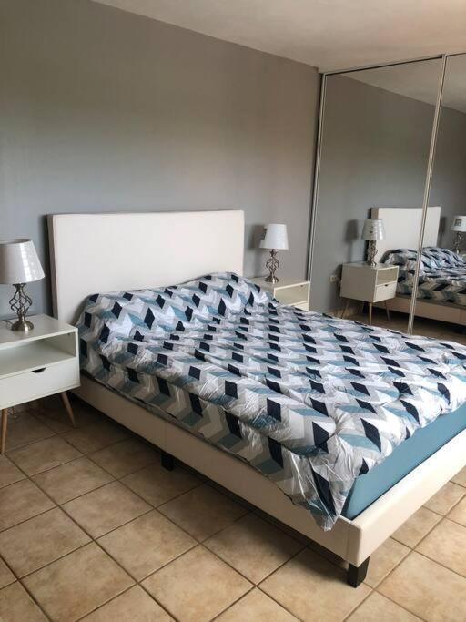 Haudimar Ph Beachfront Apt 4Br/3Bath イサベラ エクステリア 写真