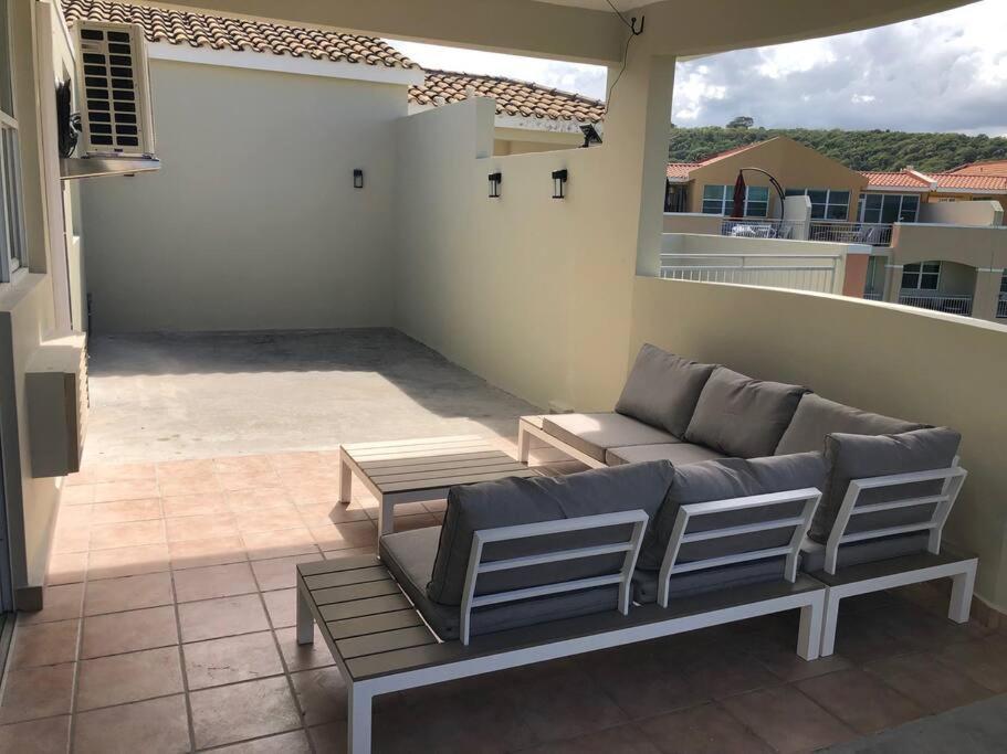 Haudimar Ph Beachfront Apt 4Br/3Bath イサベラ エクステリア 写真